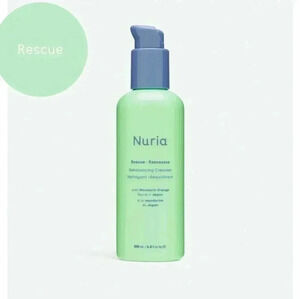 Nuria Rescue rebalancing Cleanser